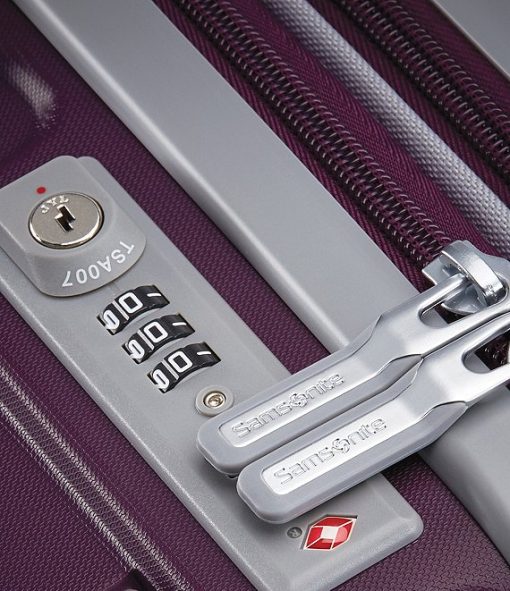 Freeform 21 Carry-On Spinner Suitcase - Image 5