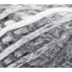Lion Brand Cover Story Chainette Blanket 68yds Super Bulky Polyester Yarn