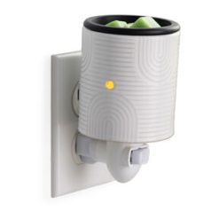 Candle Warmers 6 White Decorative Pluggable Fragrance Warmer