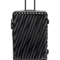 19 Degree Short Trip Expandable 4 Wheeled Packing Suitcase