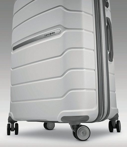 Freeform 28 Spinner Suitcase - Image 6